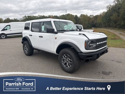 New 2025 Ford Bronco Badlands image 1