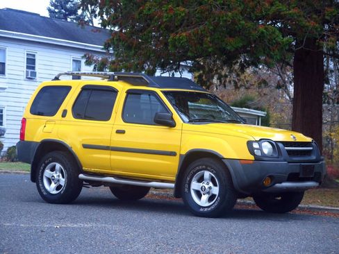 Used 2004 Nissan Xterra XE image 6