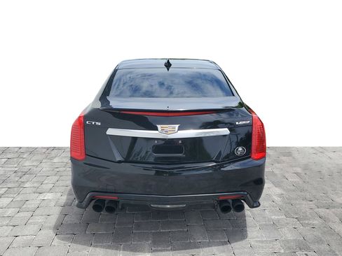 Used 2017 Cadillac CTS V w/ Luxury Package RWD image 5