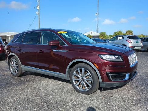 Used 2019 Lincoln Nautilus Select image 2