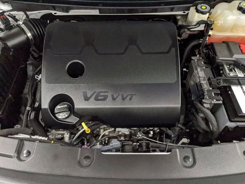 Used 2018 Chevrolet Traverse High Country image 30