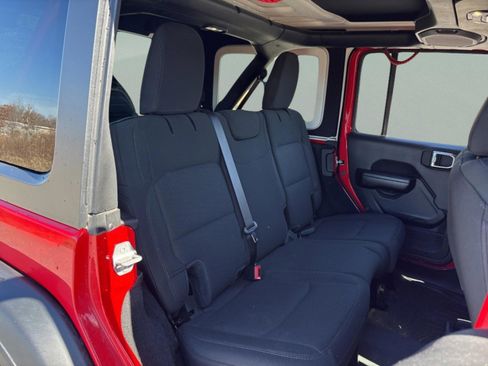 Used 2021 Jeep Wrangler Unlimited Sport image 35