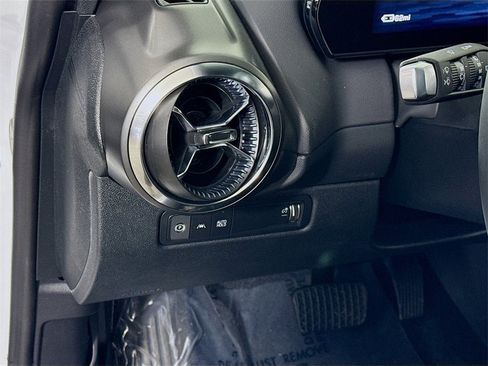 New 2026 Chevrolet Equinox EV LT image 5