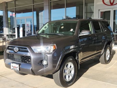Used 2021 Toyota 4Runner SR5 AWD/4WD image 6