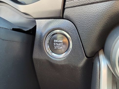 Used 2024 Toyota RAV4 XLE FWD image 31