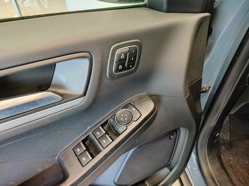 Used 2023 Ford Escape Platinum w/ Premium Technology Package AWD/4WD image 9