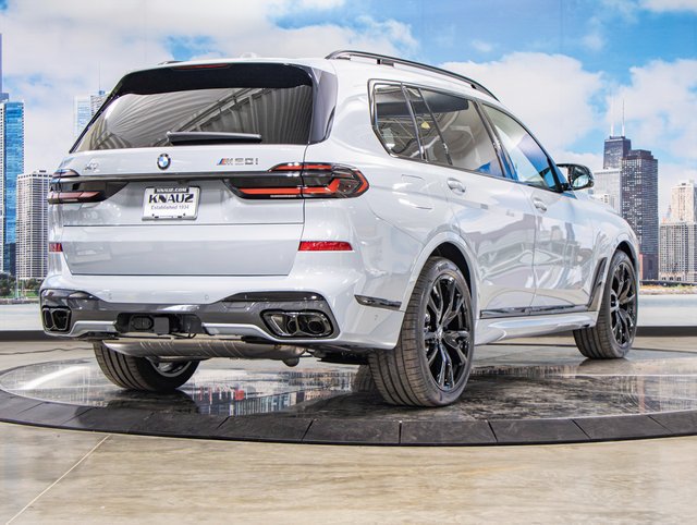 Used 2026 BMW X7 M60i AWD/4WD image 8