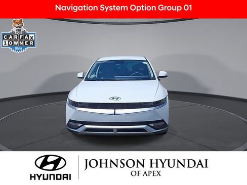 Certified 2024 Hyundai Ioniq 5 SE RWD image 3
