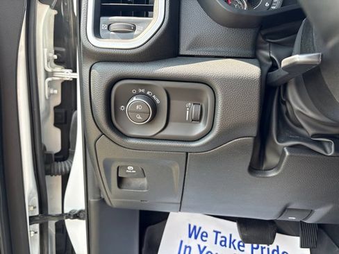 Used 2023 RAM 1500 Big Horn AWD/4WD image 28