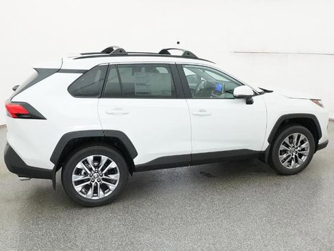 Used 2025 Toyota RAV4 XLE Premium image 48