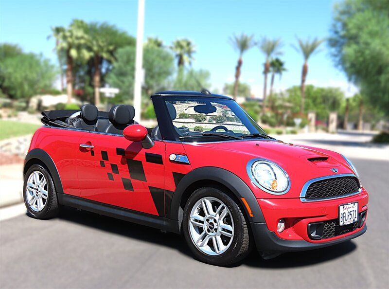 Used 2013 MINI Cooper S FWD image 5
