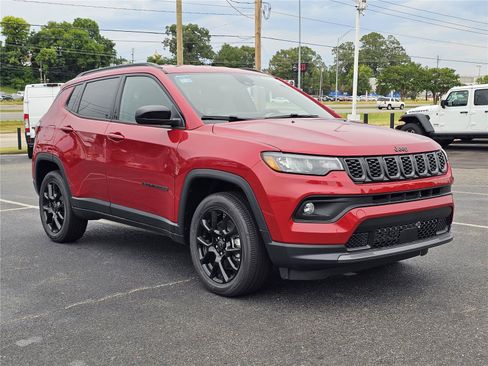 New 2026 Jeep Compass Latitude AWD/4WD image 5