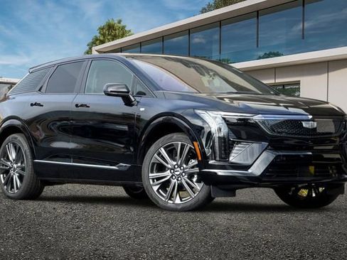 New 2026 Cadillac Optiq Sport 2 image 2