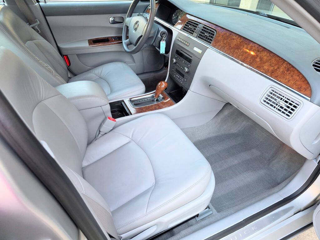 Used 2005 Buick LaCrosse CXL w/ Chrome Appearance Package FWD image 21