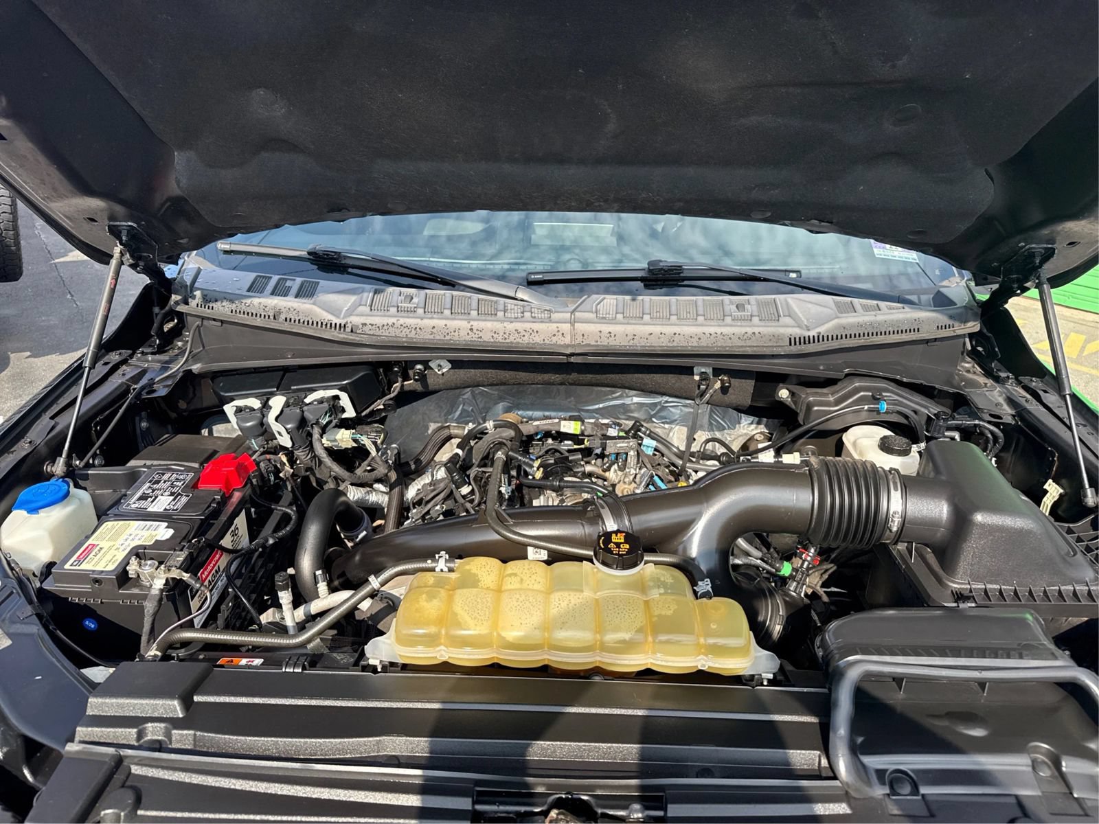 Used 2019 Ford F150 XLT w/ Equipment Group 302A Luxury AWD/4WD image 11