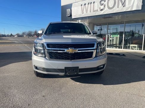 Used 2018 Chevrolet Tahoe LT image 2