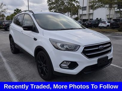 Used 2018 Ford Escape SE w/ SE Sport Appearance Package