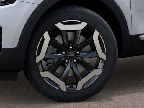 New 2025 Kia Telluride EX image 9