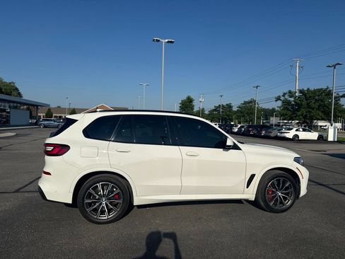 Used 2022 BMW X5 M50i w/ Executive Package AWD/4WD image 25