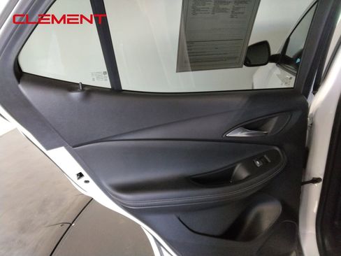 Used 2025 Buick Encore GX Preferred image 28