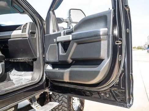 Used 2020 Ford F250 Platinum AWD/4WD image 34