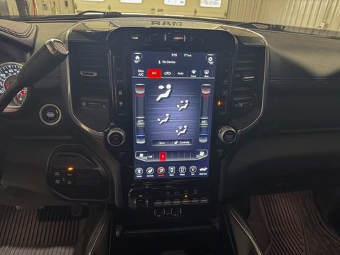 Used 2021 RAM 2500 Laramie w/ Night Edition AWD/4WD image 14