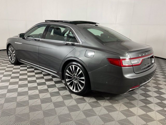 Used 2017 Lincoln Continental Reserve w/ Luxury Package AWD/4WD image 4