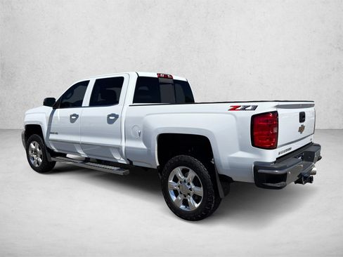 Used 2018 Chevrolet Silverado 2500 LTZ w/ Duramax Plus Package AWD/4WD image 7