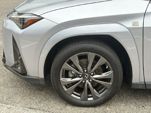 Certified 2024 Lexus UX 250h F Sport AWD/4WD image 9