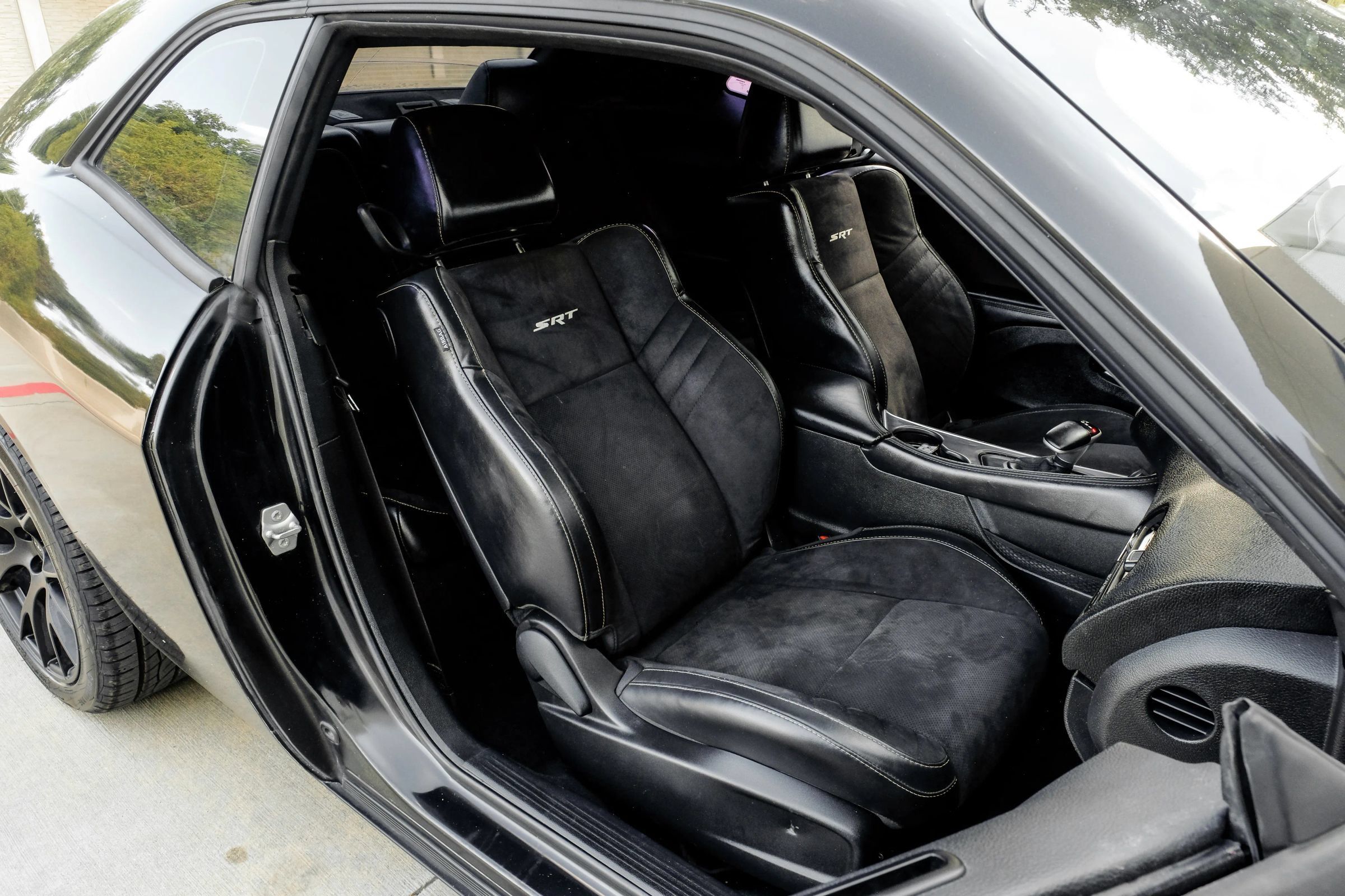 Used 2019 Dodge Challenger R/T RWD image 40