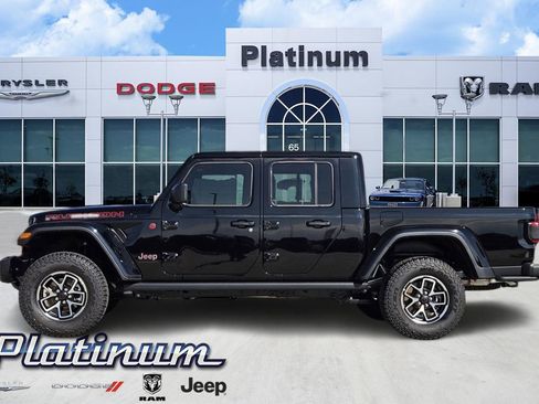 New 2026 Jeep Gladiator Rubicon image 3