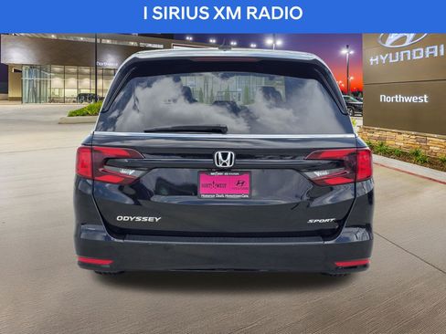 Used 2024 Honda Odyssey Sport image 8