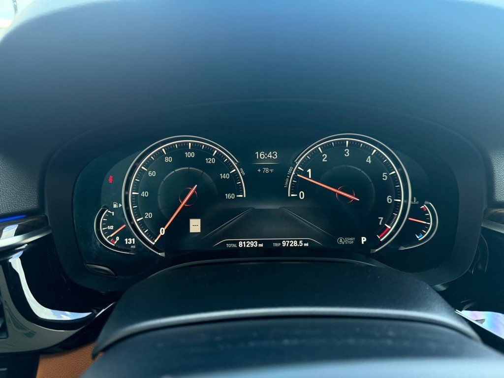 Used 2018 BMW 540i xDrive AWD/4WD image 11