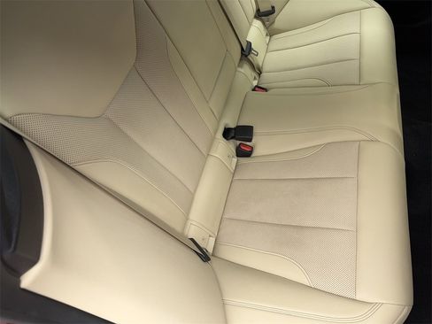 Used 2022 BMW i4 eDrive40 w/ Premium Package image 53