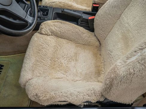 Used 1988 BMW 325i Convertible RWD image 34