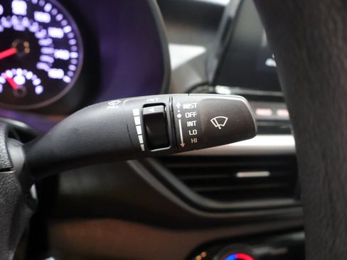 Used 2019 Kia Forte LXS FWD image 32