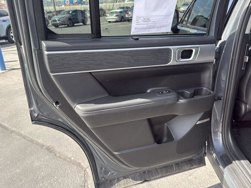 Used 2025 Hyundai Santa Fe Limited FWD image 22