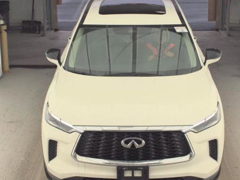Used 2023 INFINITI QX60 Pure image 2