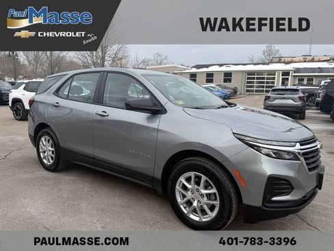 Used 2024 Chevrolet Equinox LS w/ Driver Confidence II Package image 8