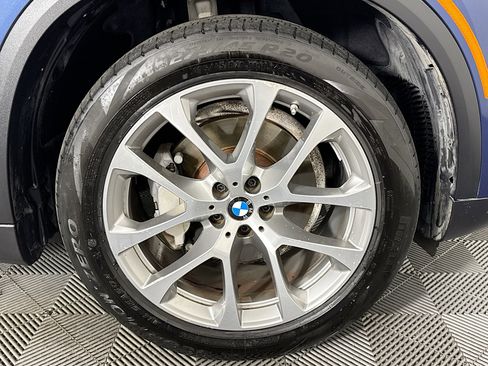 Used 2021 BMW X5 xDrive40i w/ Premium Package 2 AWD/4WD image 31