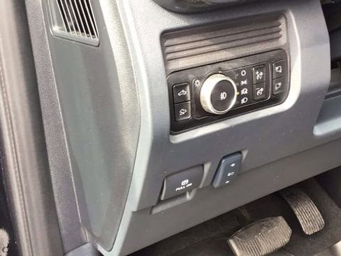 Certified 2025 Ford F350 Lariat w/ Lariat Ultimate Package image 17