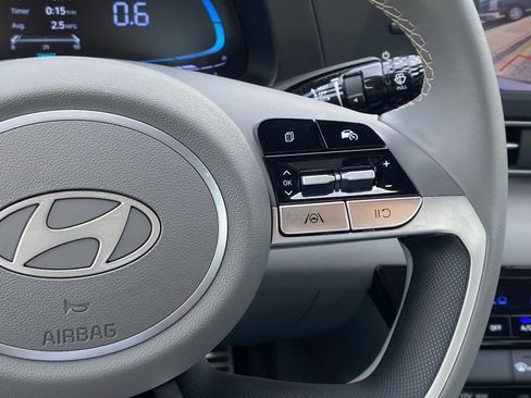 New 2026 Hyundai Elantra Sport FWD image 11