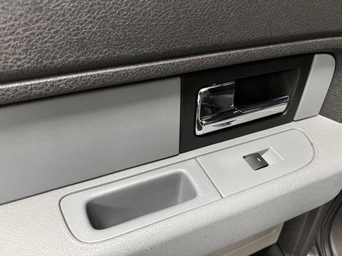 Used 2013 Ford F150 XLT w/ Luxury Equipment Group image 44