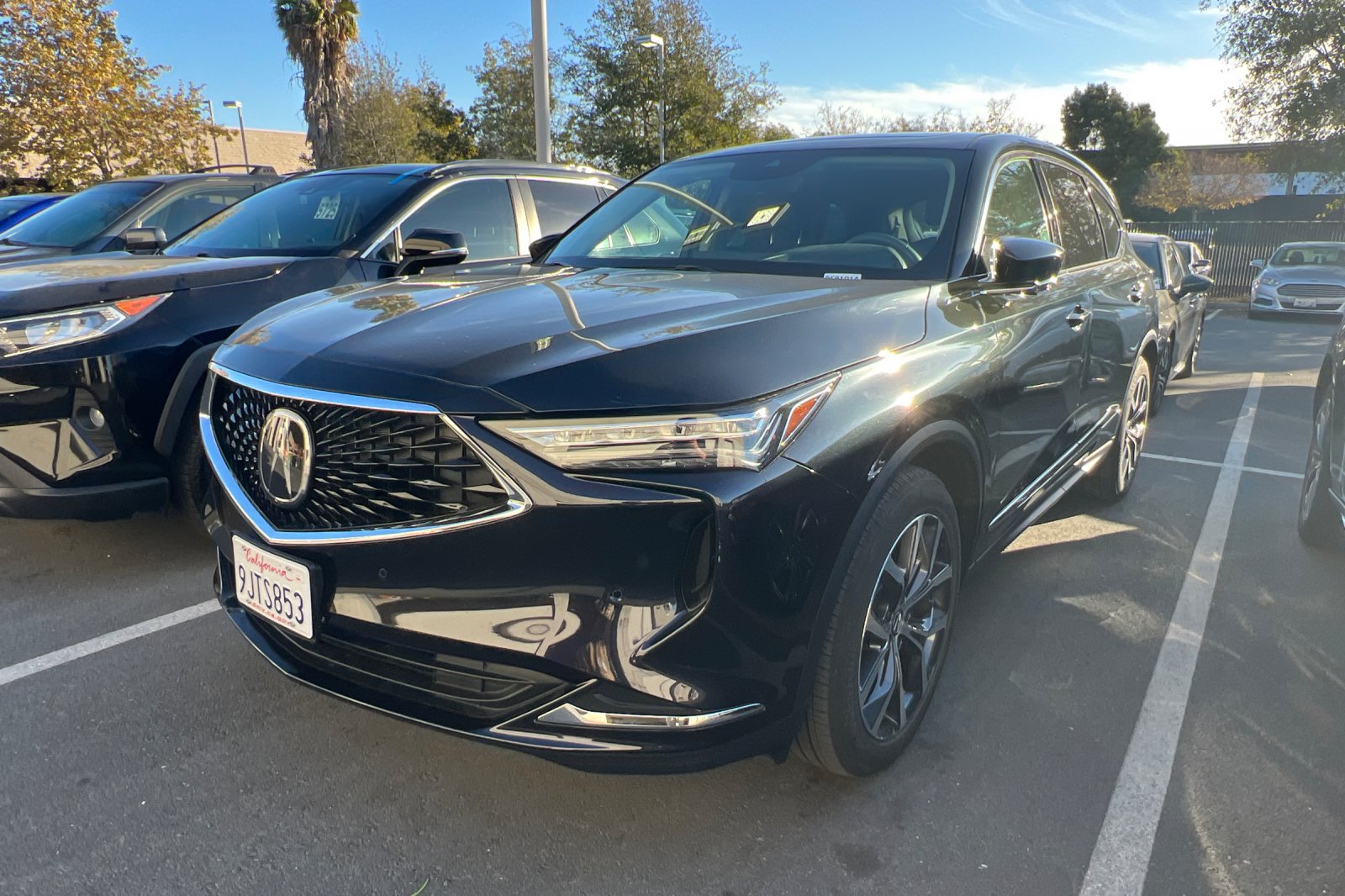 Used 2024 Acura MDX w/ Technology Package AWD/4WD image 2