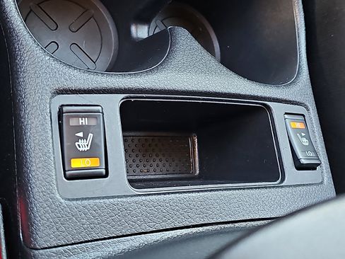 Used 2020 Nissan Rogue SV image 22