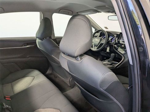 Certified 2021 Toyota Camry LE FWD image 29