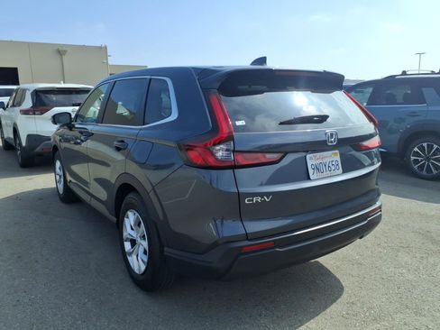 Used 2025 Honda CR-V LX image 4
