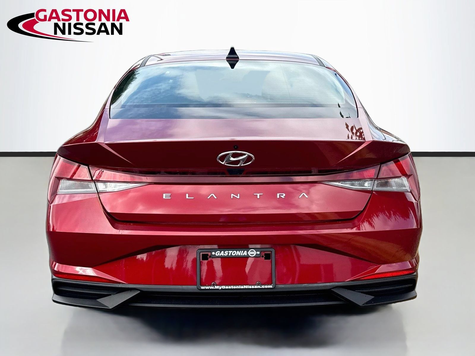 Used 2023 Hyundai Elantra SEL FWD image 7