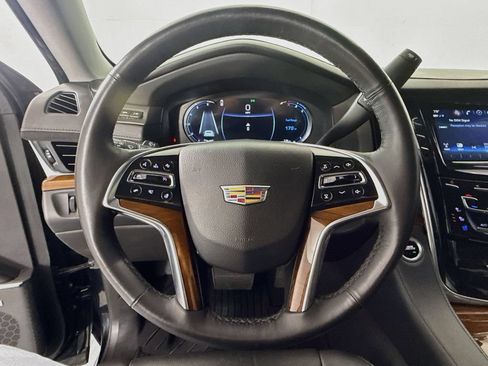 Used 2020 Cadillac Escalade Premium Luxury w/ Escalade Sport Edition AWD/4WD image 12