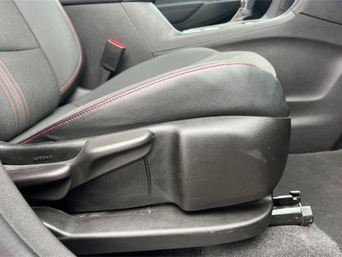 Used 2024 Chevrolet Equinox RS image 23